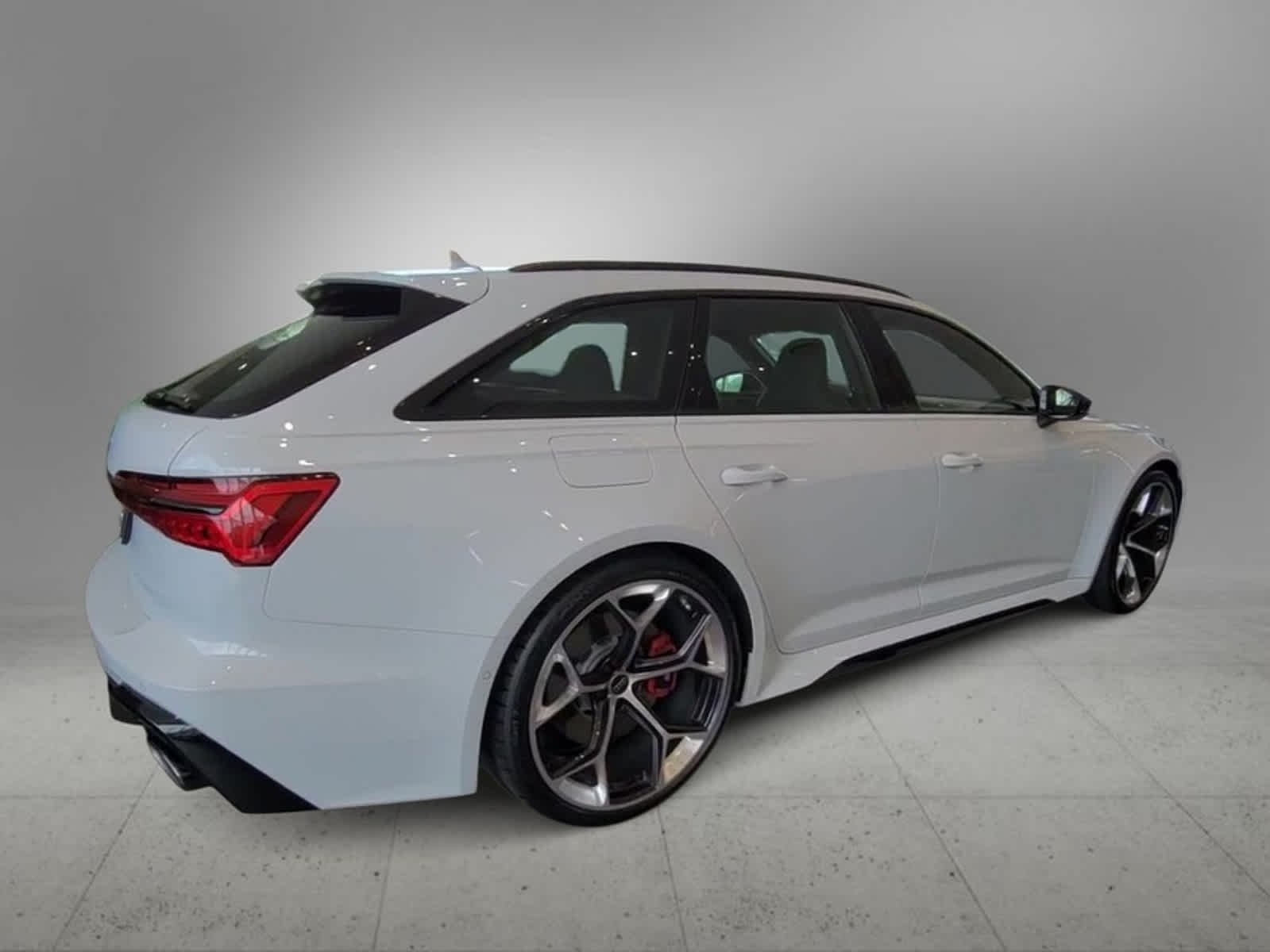 2024 Audi RS 6 Avant performance 8