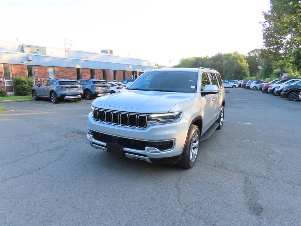 2022 Jeep Wagoneer