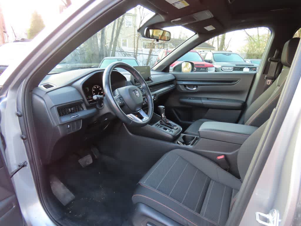 View vehicle photo 2