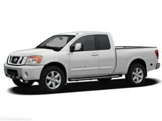 2010 Nissan Titan SE King Cab 4WD