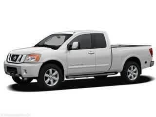 2010 Nissan Titan SE King Cab 4WD