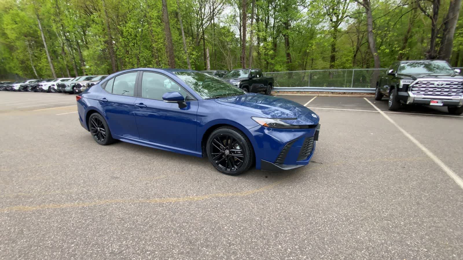 View vehicle photo 2
