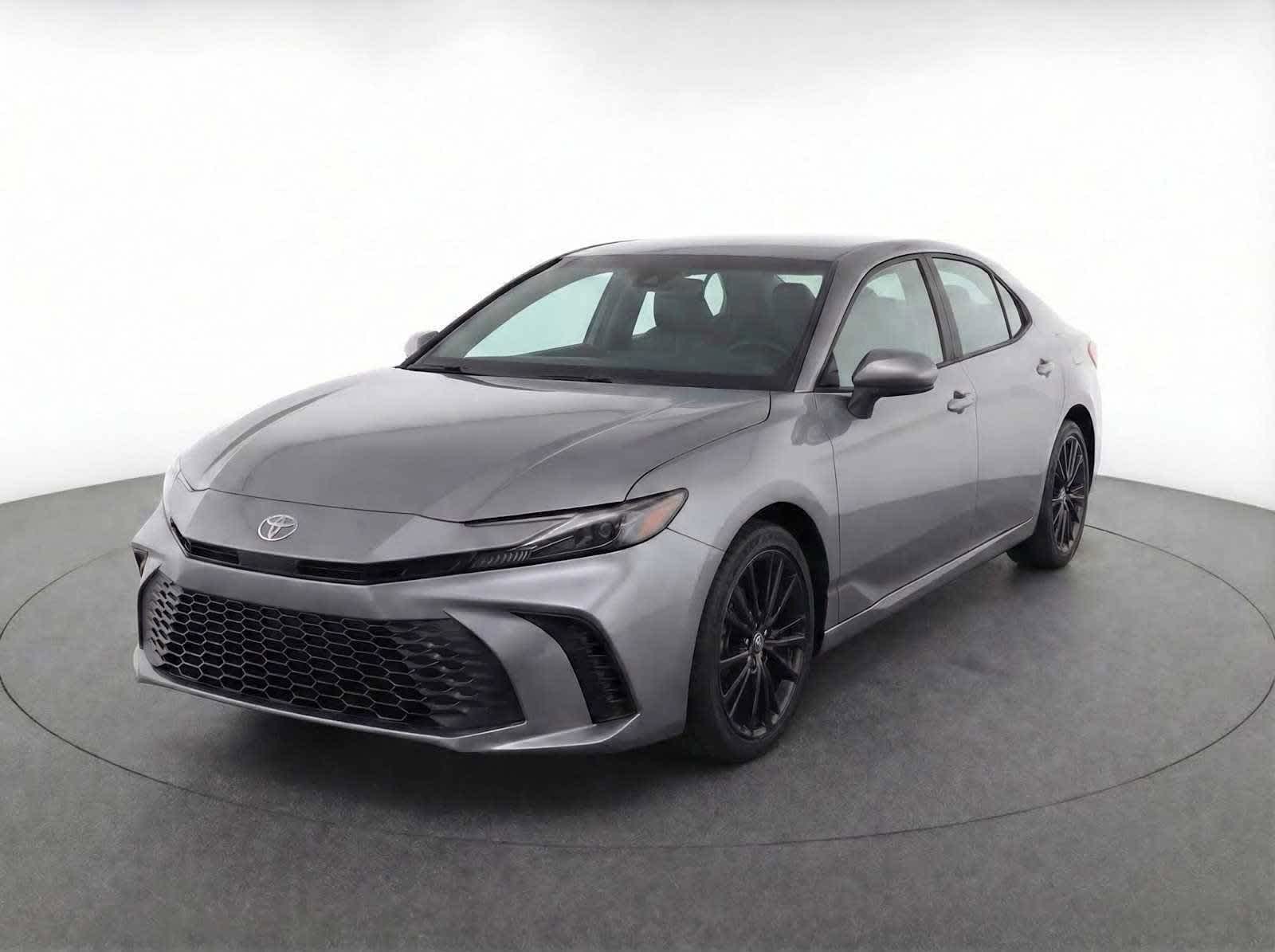2025 Toyota Camry SE FWD