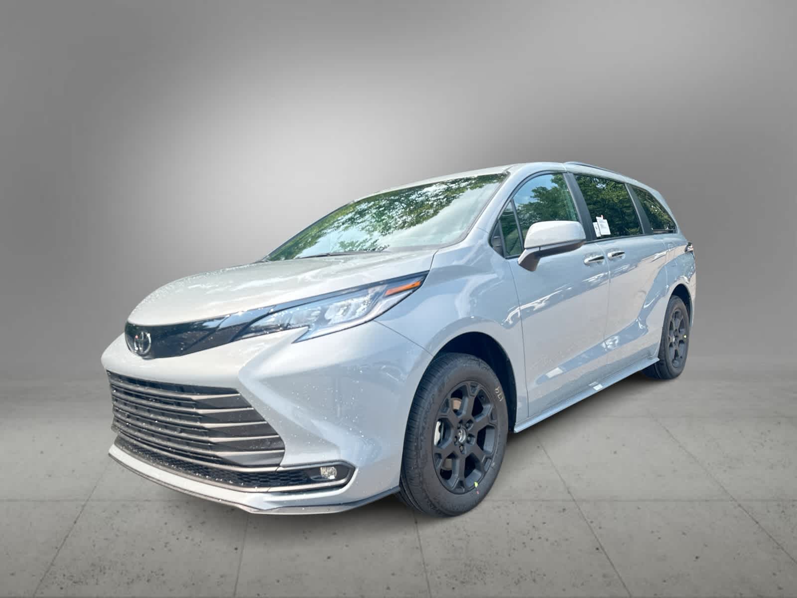 Cement 2026 Toyota Sienna Minivan All-Wheel Drive Continuously Variable Transmission