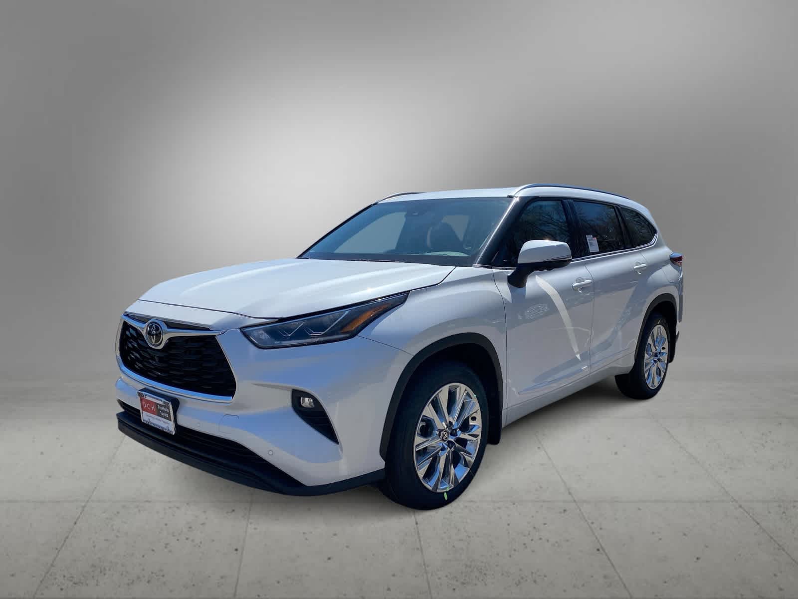 White (Wind Chill Pearl) 2026 Toyota Highlander Limited AWD SUV / Crossover All-Wheel Drive 8-Speed Automatic