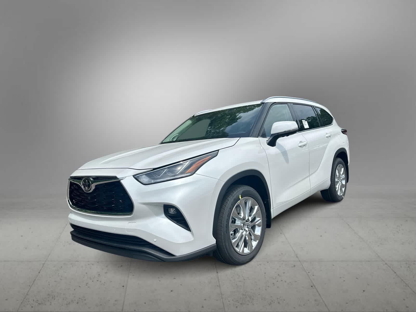 White (Wind Chill Pearl) 2026 Toyota Highlander Limited AWD SUV / Crossover All-Wheel Drive 8-Speed Automatic