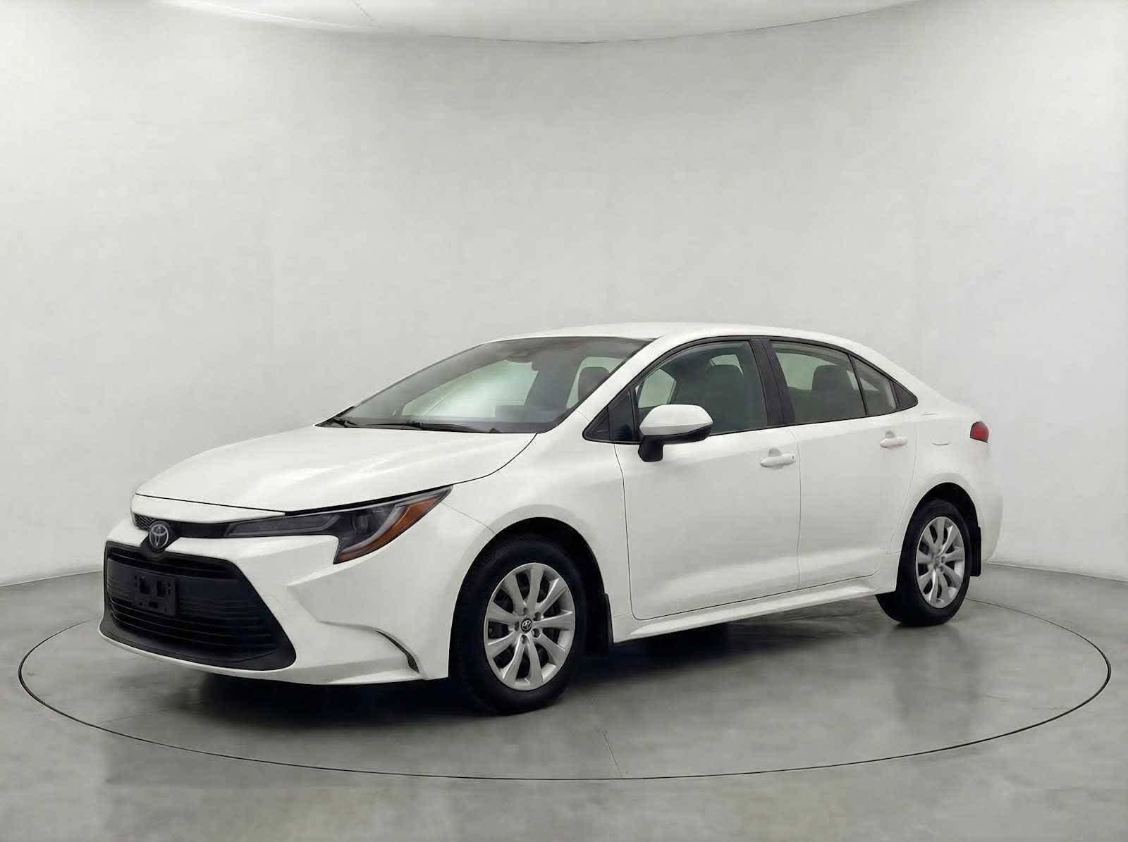 2025 Toyota Corolla LE FWD