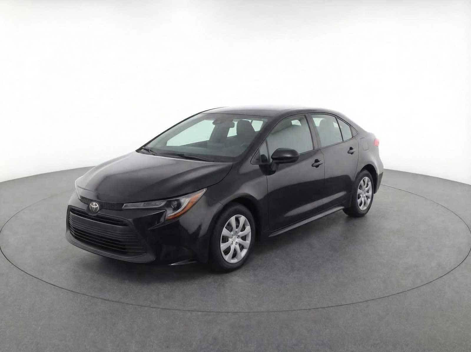 2025 Toyota Corolla LE FWD