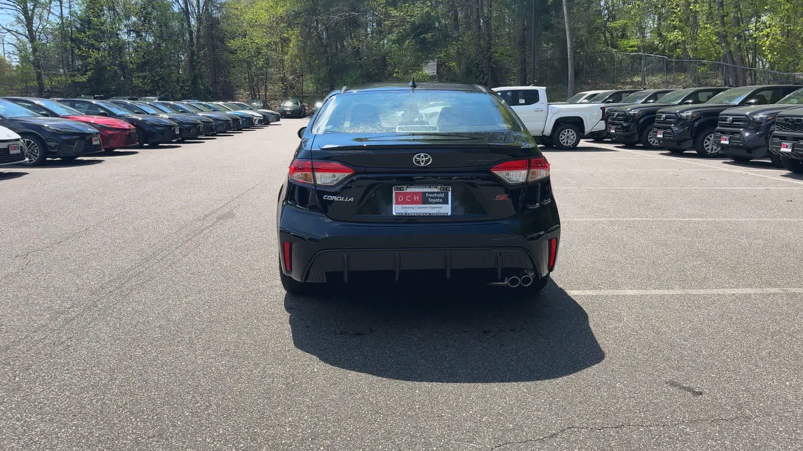 View vehicle photo 7