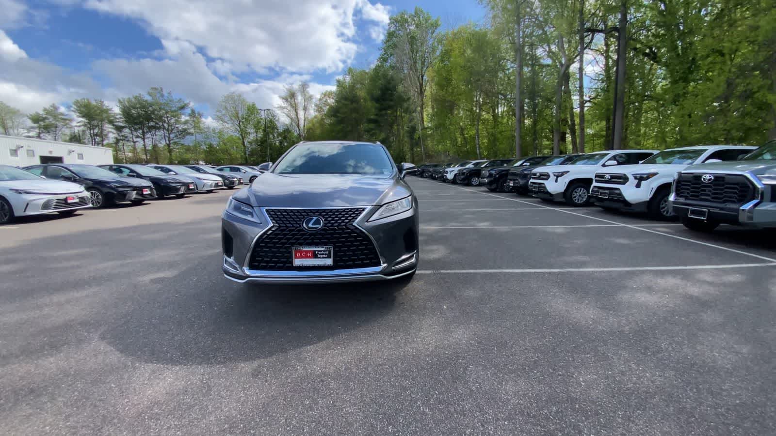 View vehicle photo 3
