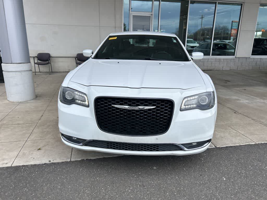 2016 Chrysler 300 S AWD