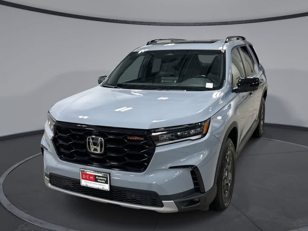 Sonic Gray Pearl 2024 Honda Pilot TrailSport AWD SUV / Crossover All-Wheel Drive Automatic