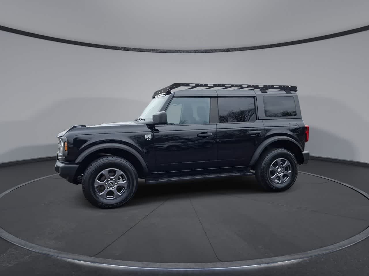 View vehicle photo 4