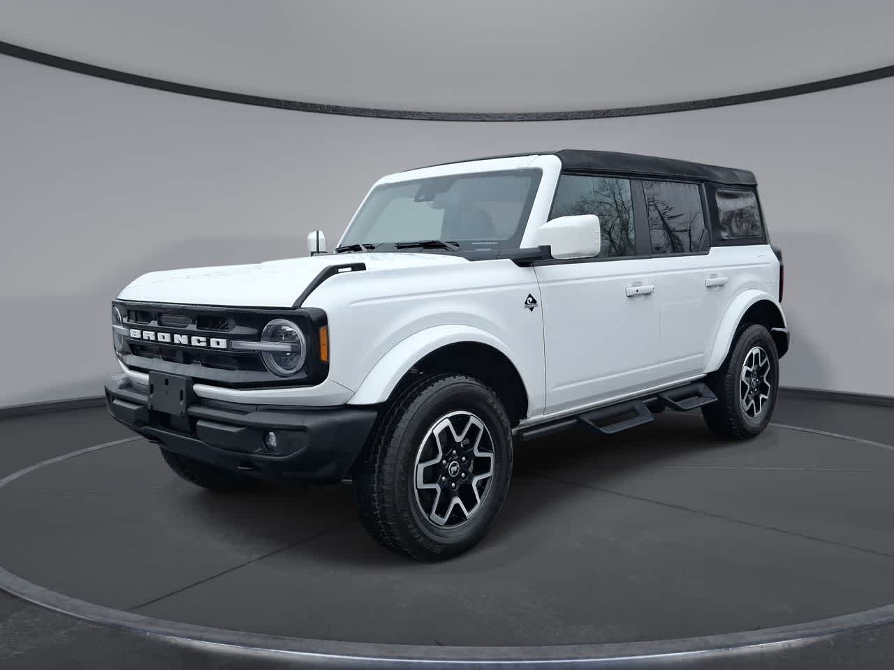 Oxford White 2024 Ford Bronco Outer Banks 4-Door 4WD SUV / Crossover Four-Wheel Drive Automatic