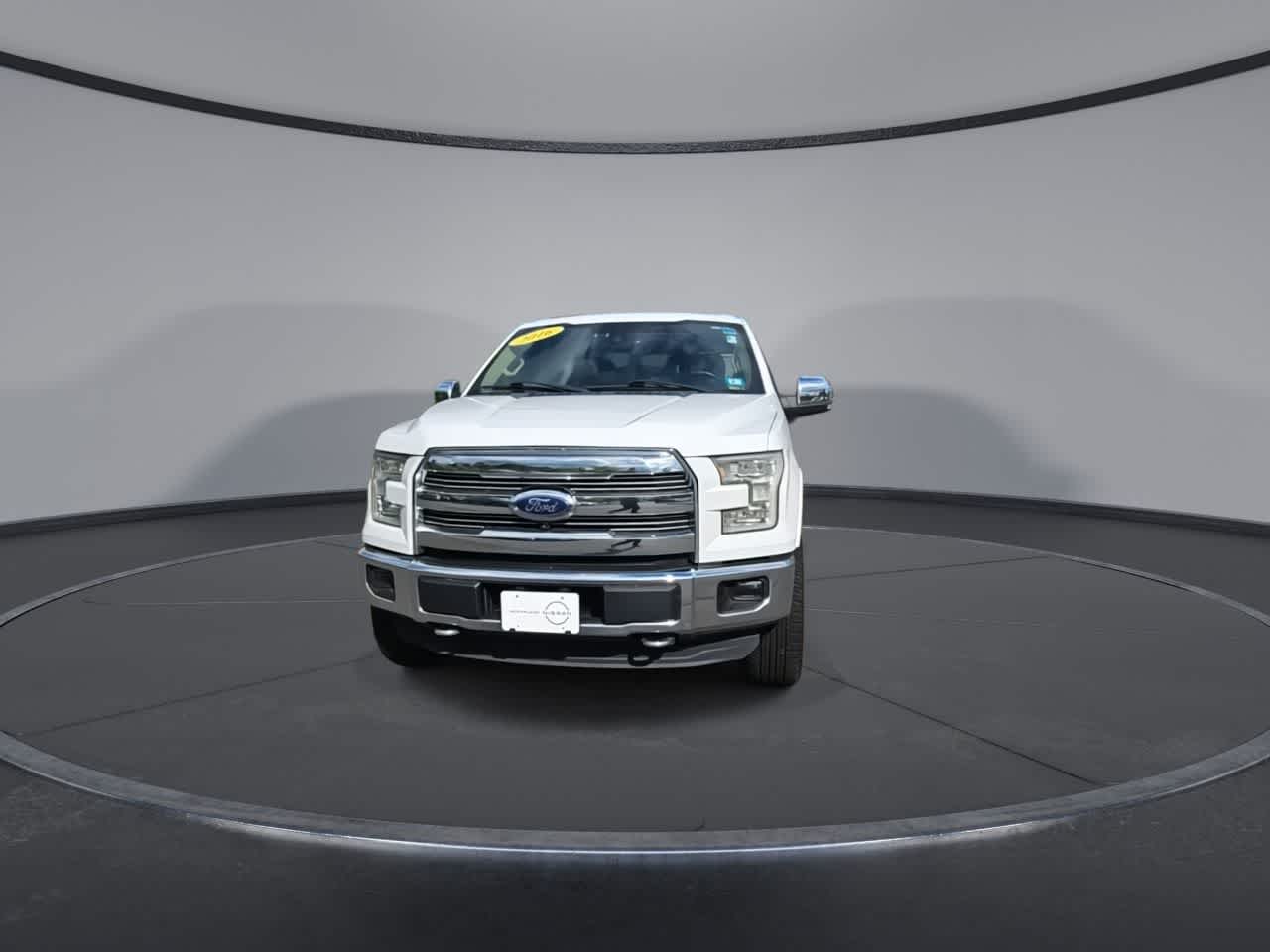 View vehicle photo 3
