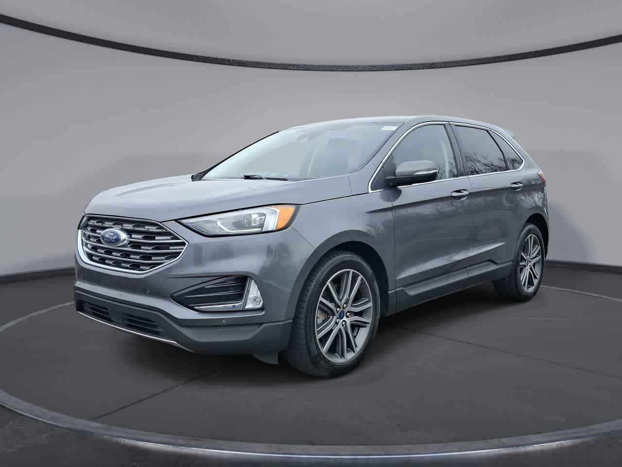 Carbonized Gray Metallic 2021 Ford Edge Titanium AWD SUV / Crossover All-Wheel Drive 8-Speed Automatic