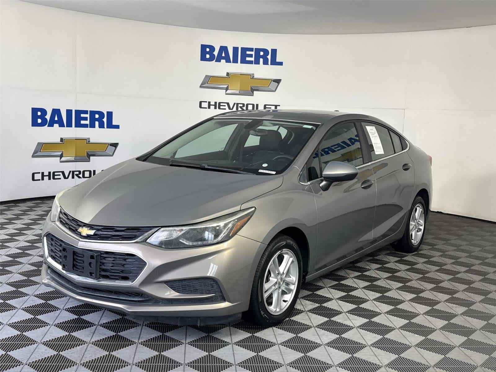 2017 Chevrolet Cruze LT Sedan FWD