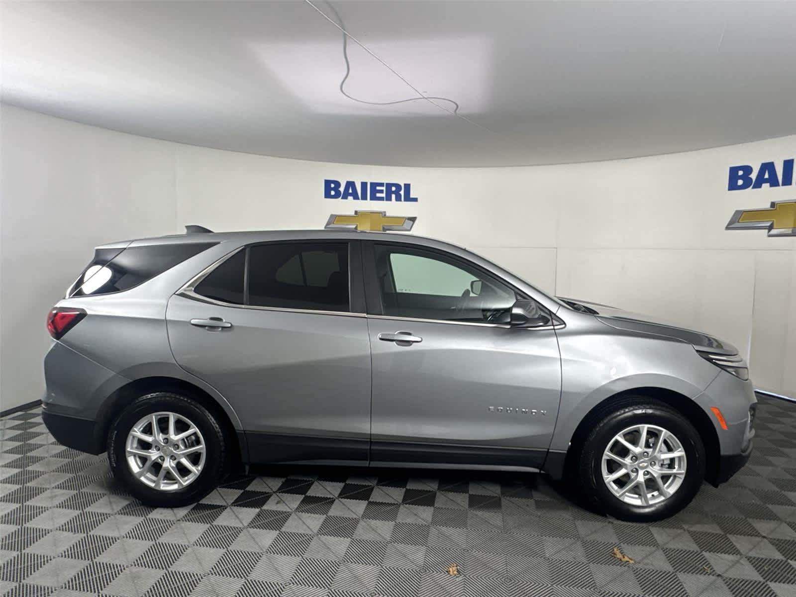 View vehicle photo 6