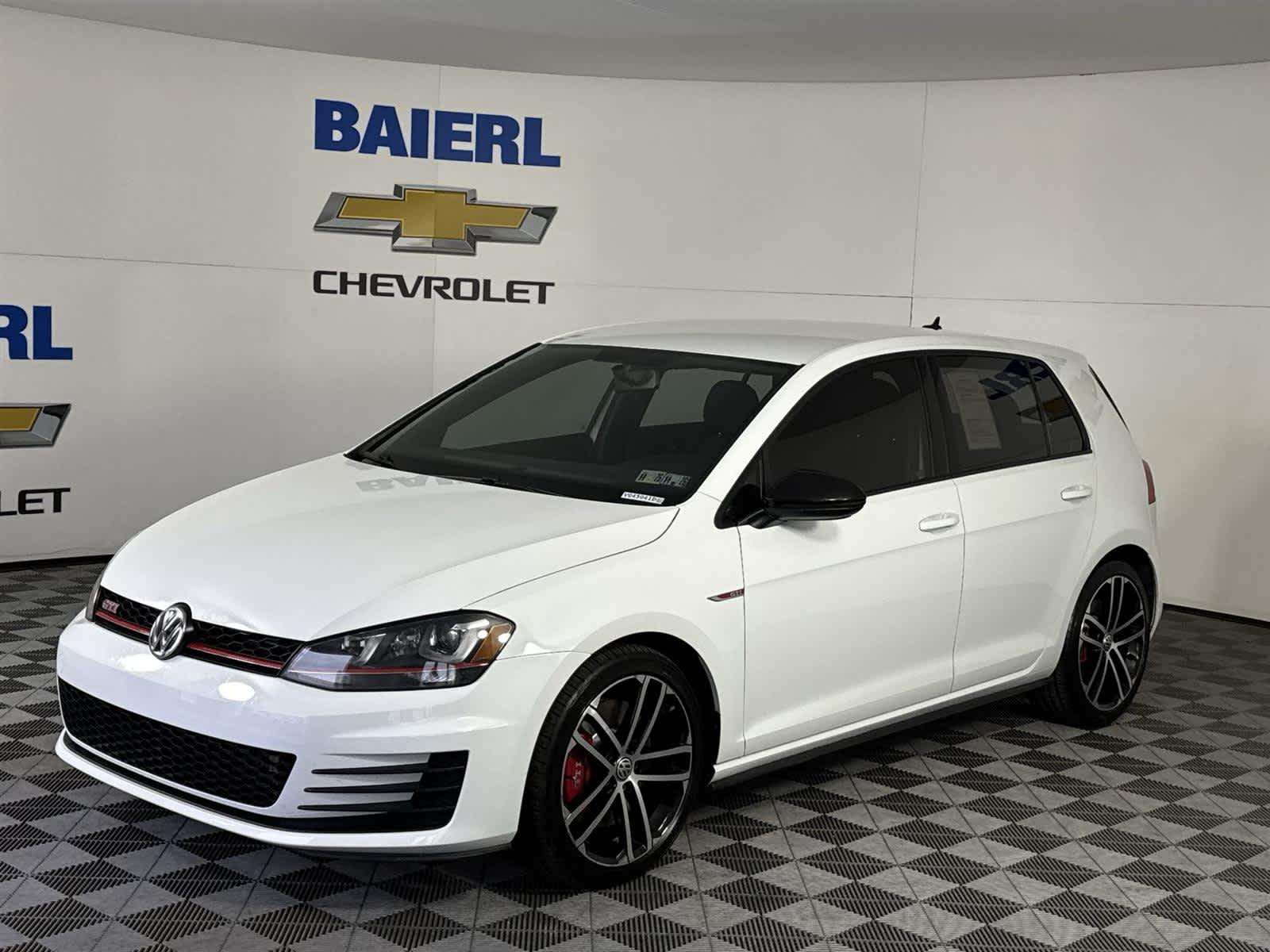 2017 Volkswagen Golf GTI 2.0T Sport 4-Door FWD