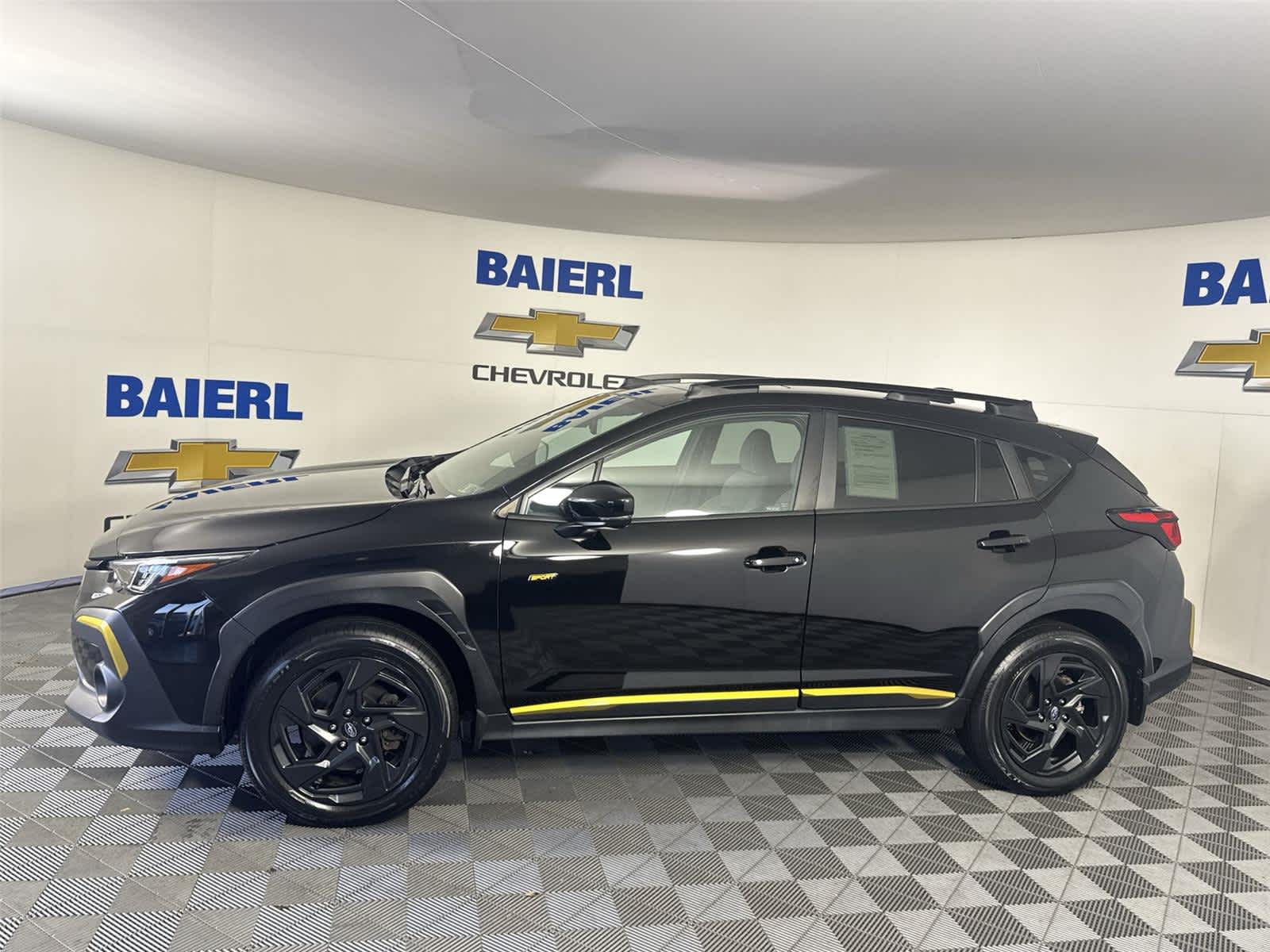 View vehicle photo 2