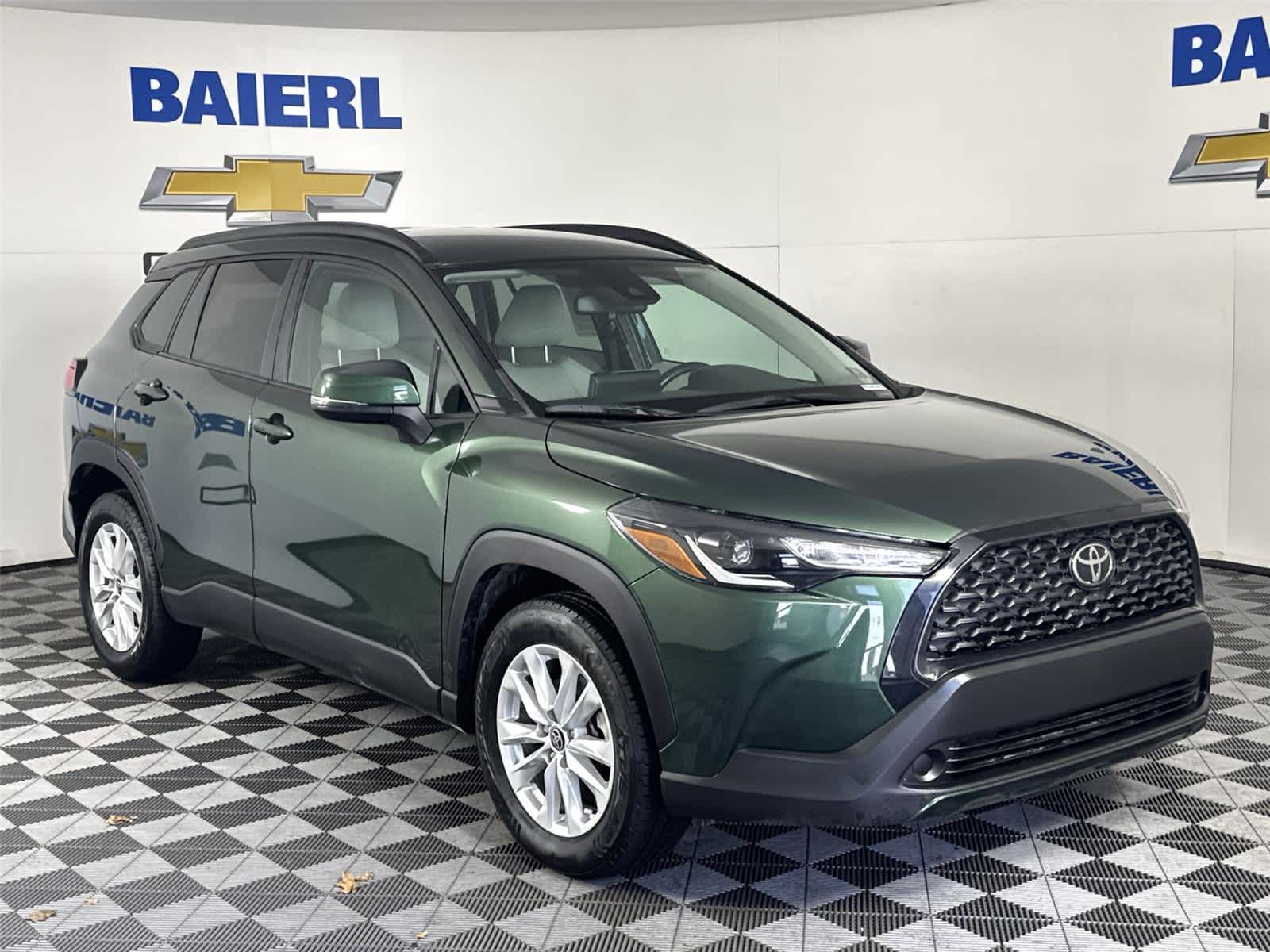 View vehicle photo 7