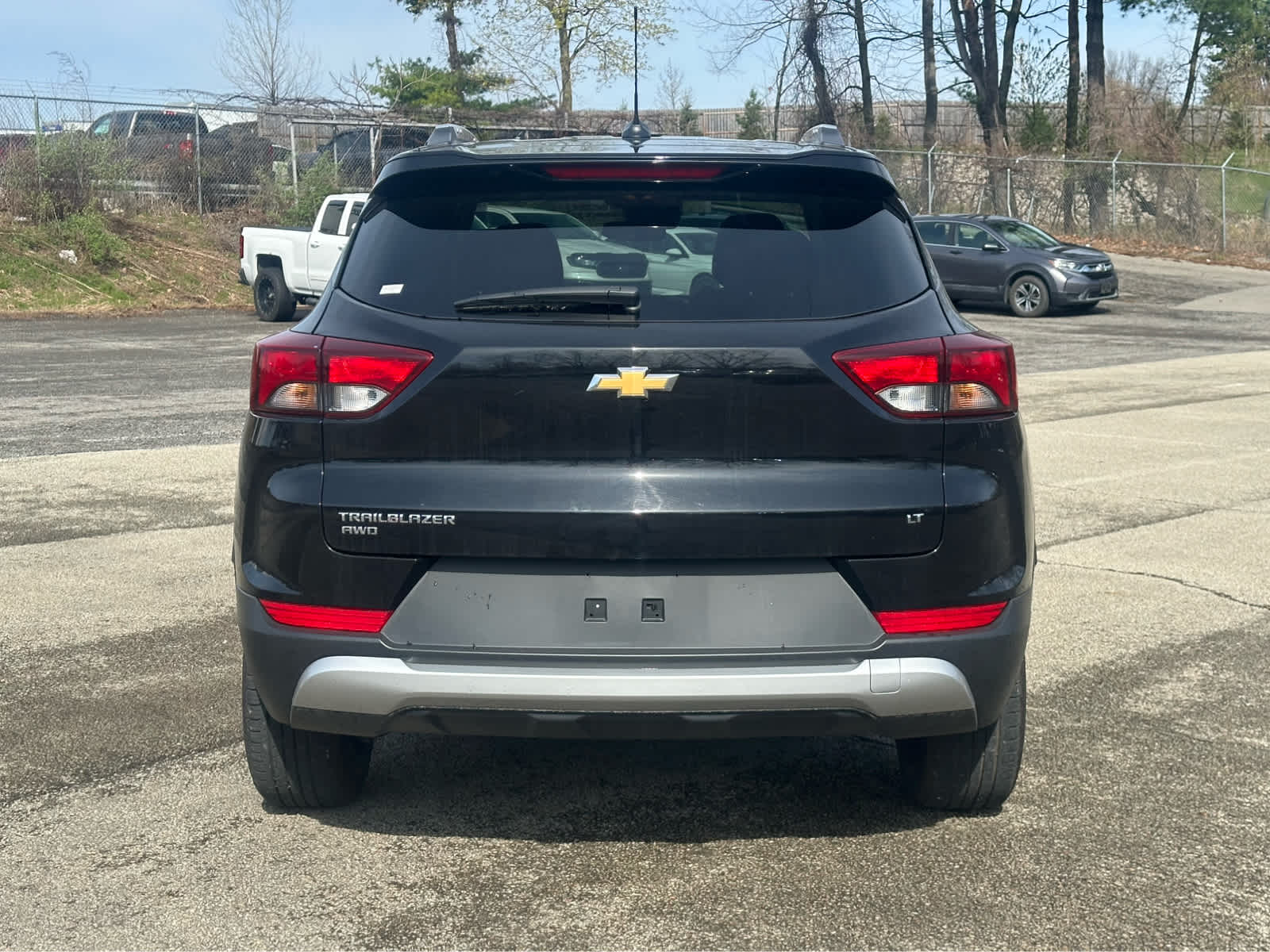 View vehicle photo 6