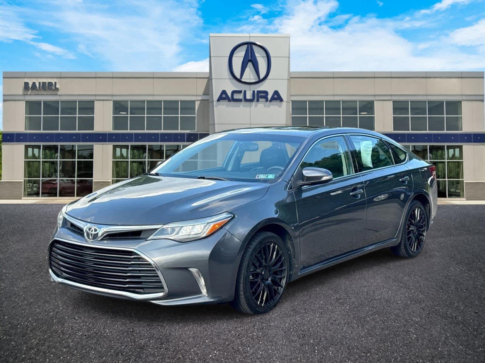  2016 Toyota Avalon XLE Touring   