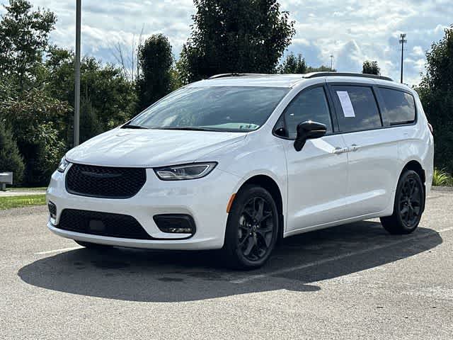 2026 Chrysler Pacifica