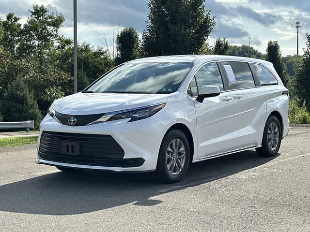 2025 Toyota Sienna
