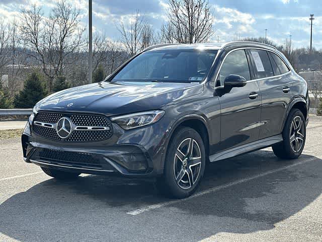 2025 Mercedes-Benz GLC 300