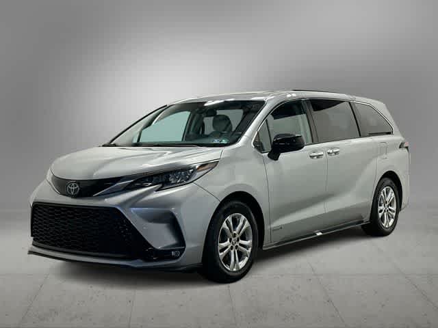 2021 Toyota Sienna XSE 7-Passenger AWD