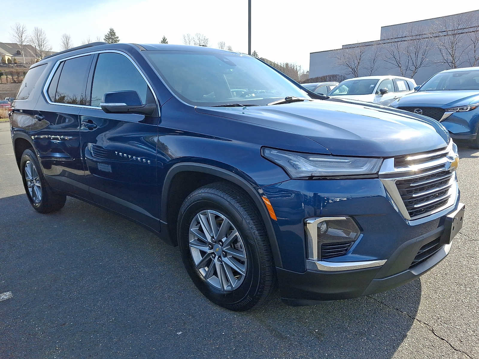 View vehicle photo 3