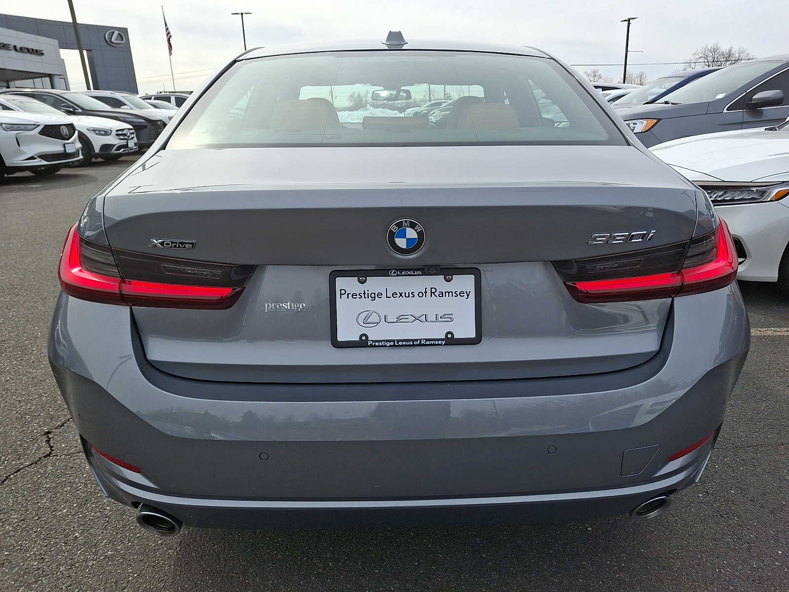 View vehicle photo 5
