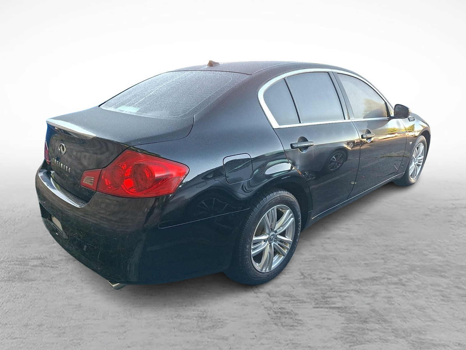 Black Obsidian 2015 INFINITI Q40 Sedan All-Wheel Drive 7-Speed Automatic