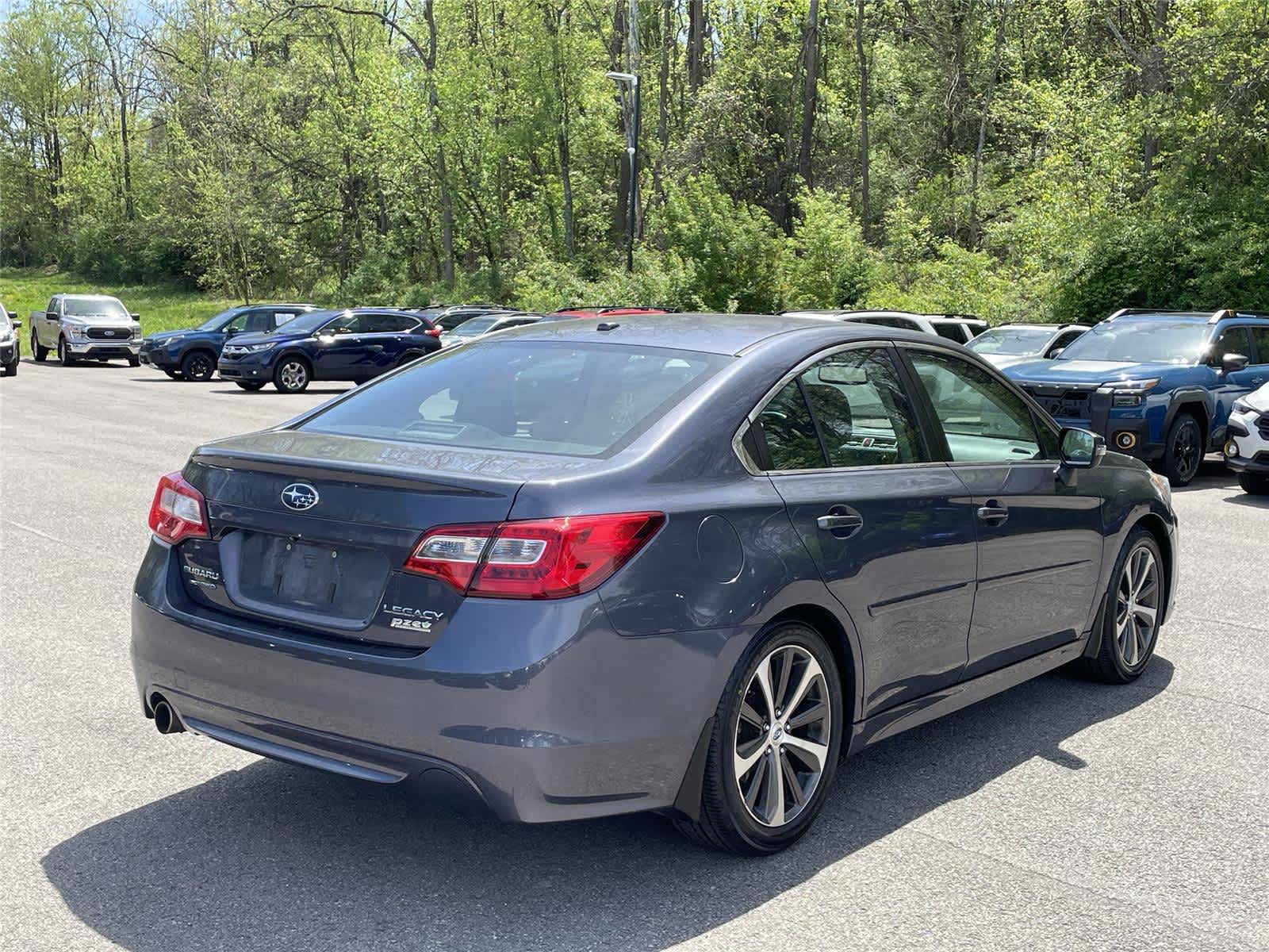 View vehicle photo 5