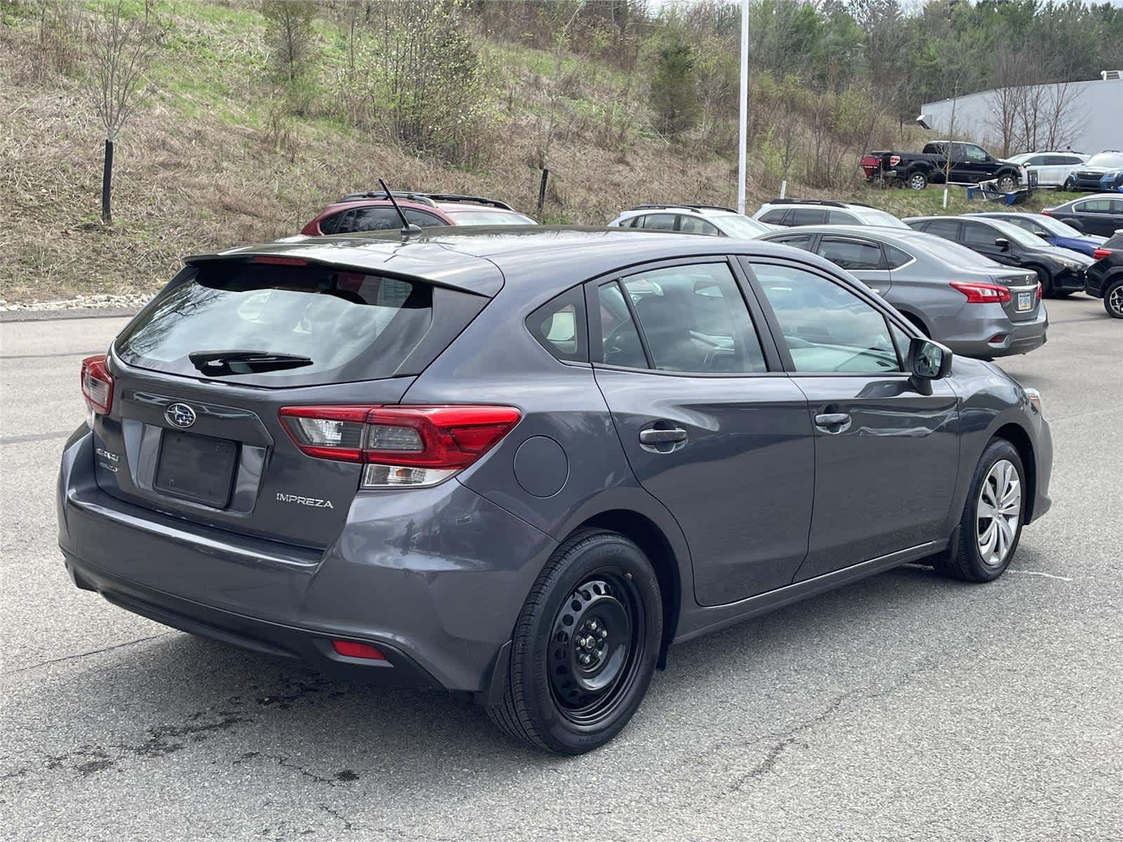 View vehicle photo 5