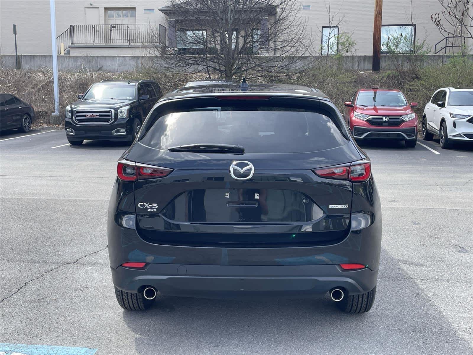 View vehicle photo 4