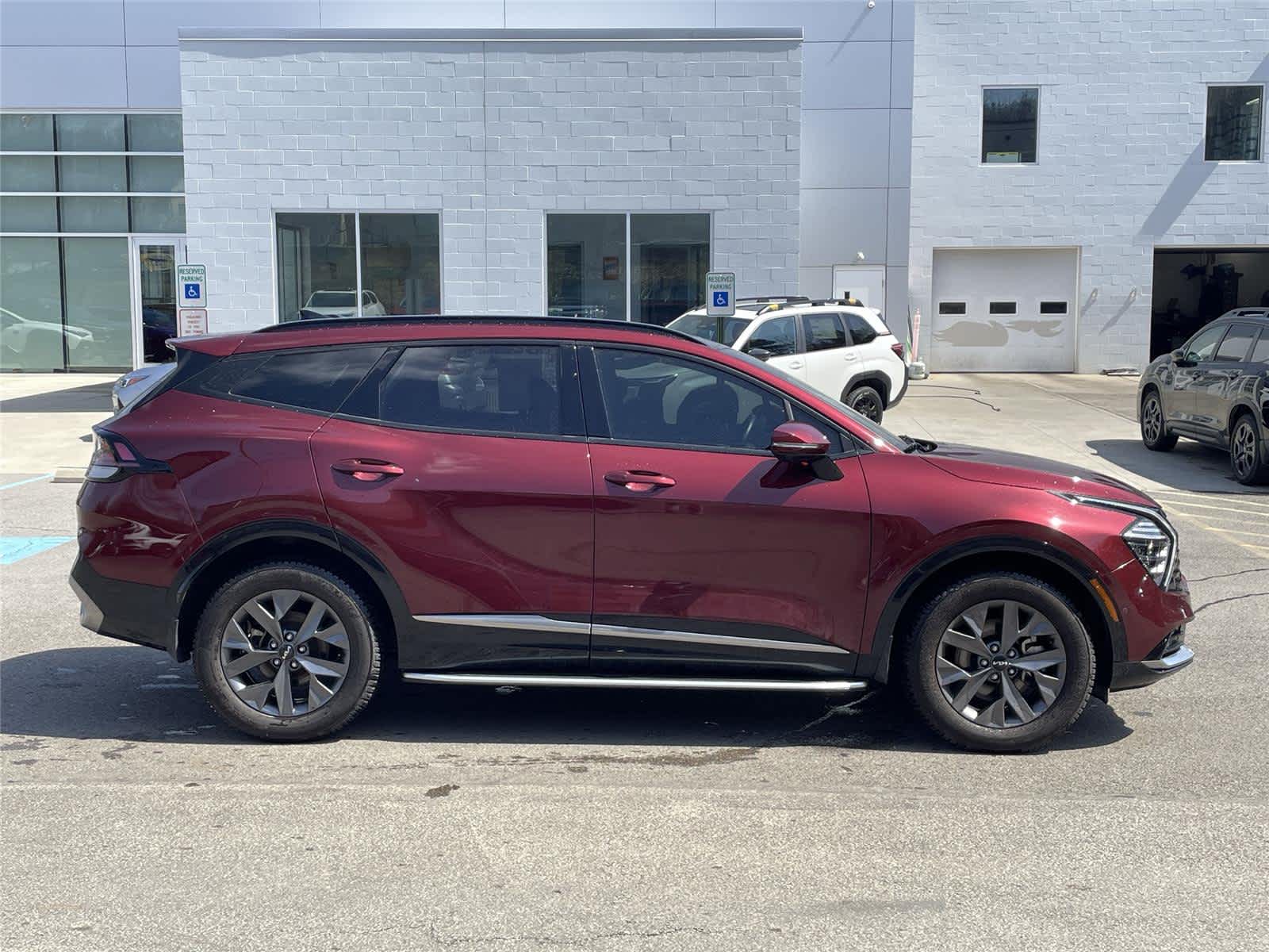 View vehicle photo 6