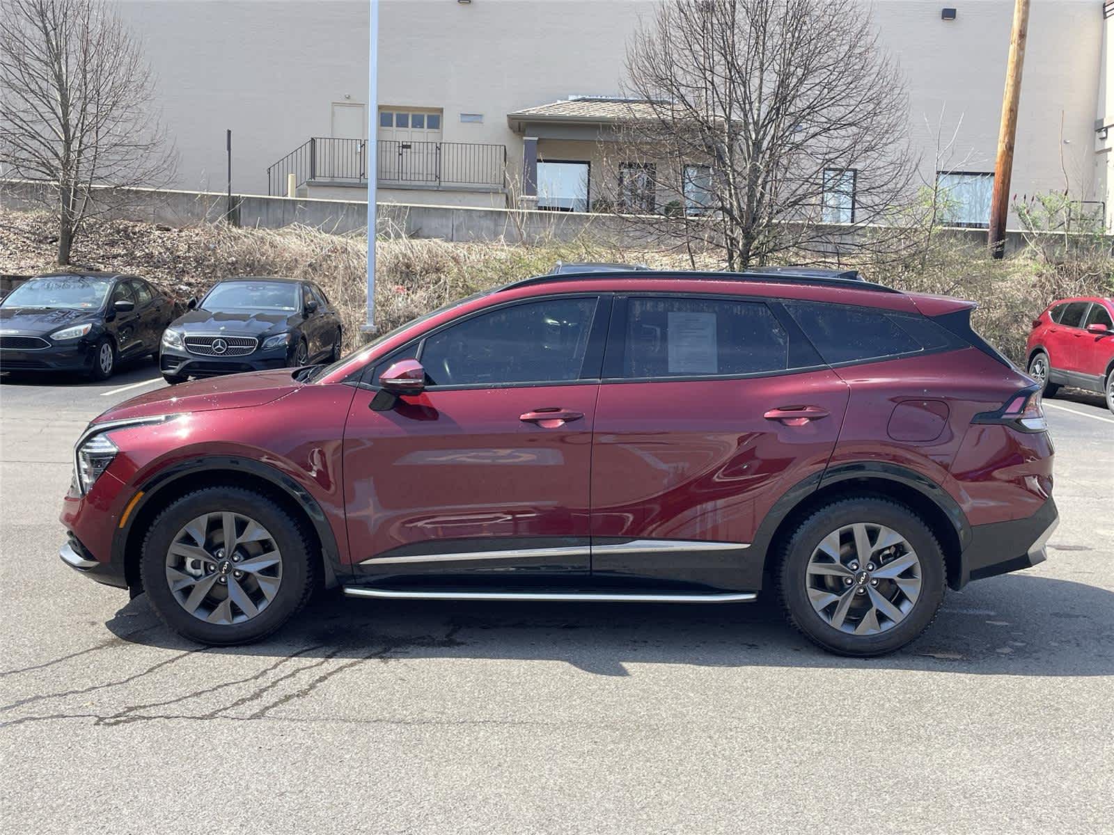 View vehicle photo 2