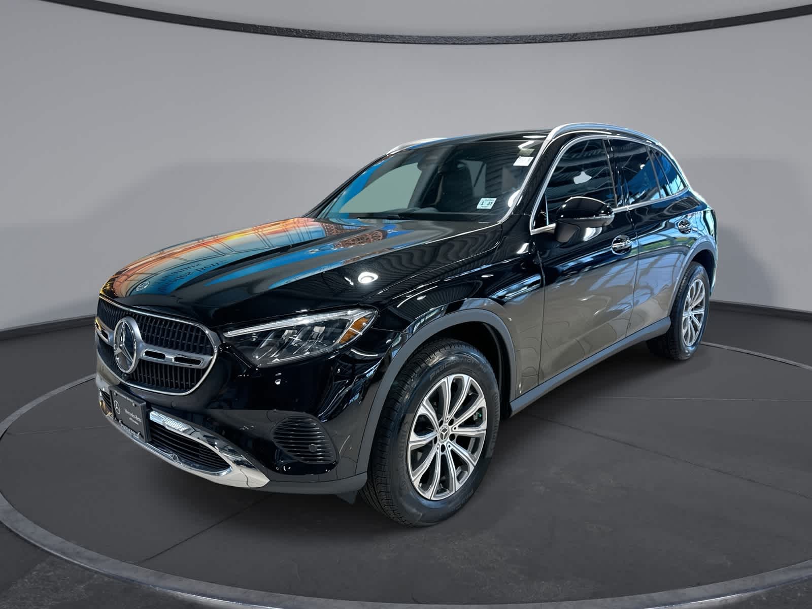 2026 Mercedes-Benz GLC 300 4MATIC