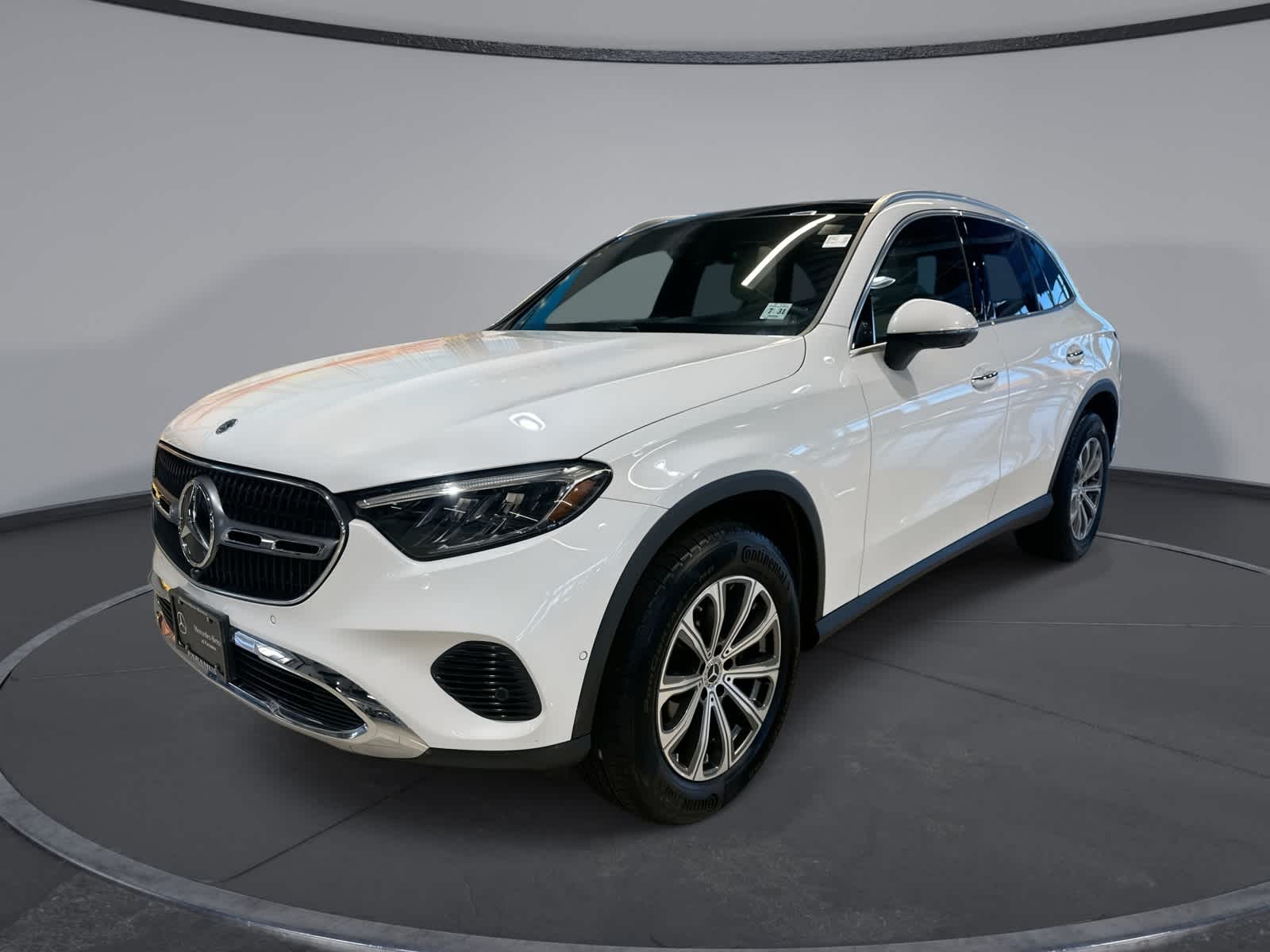  2026 Mercedes-Benz GLC 300 4MATIC   