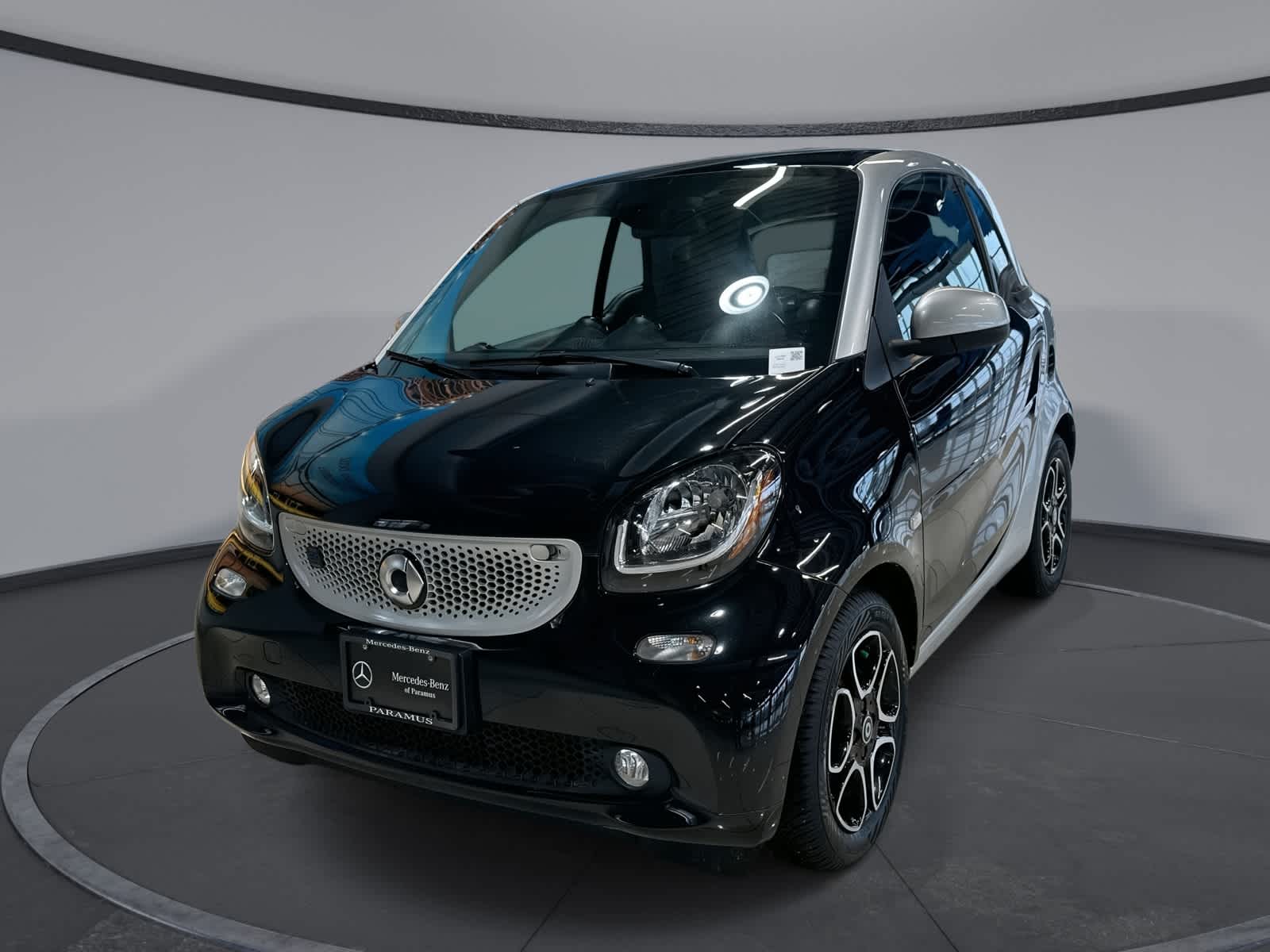 Black 2018 smart fortwo electric drive prime hatchback RWD Hatchback Rear-Wheel Drive 1-Speed Automatic