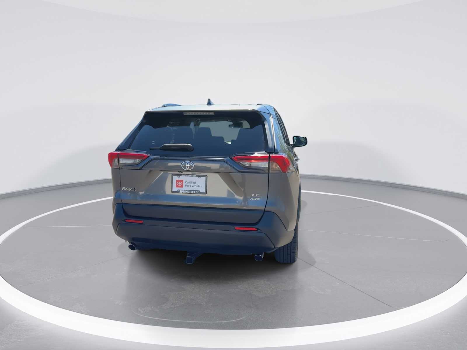 View vehicle photo 7