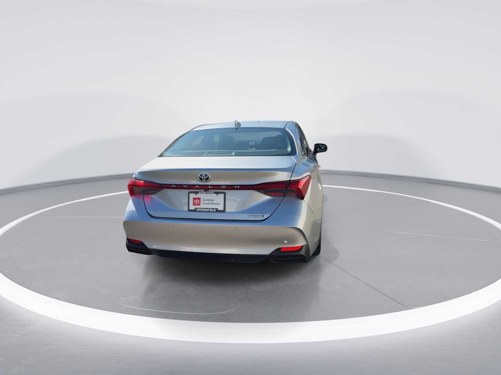 View vehicle photo 7