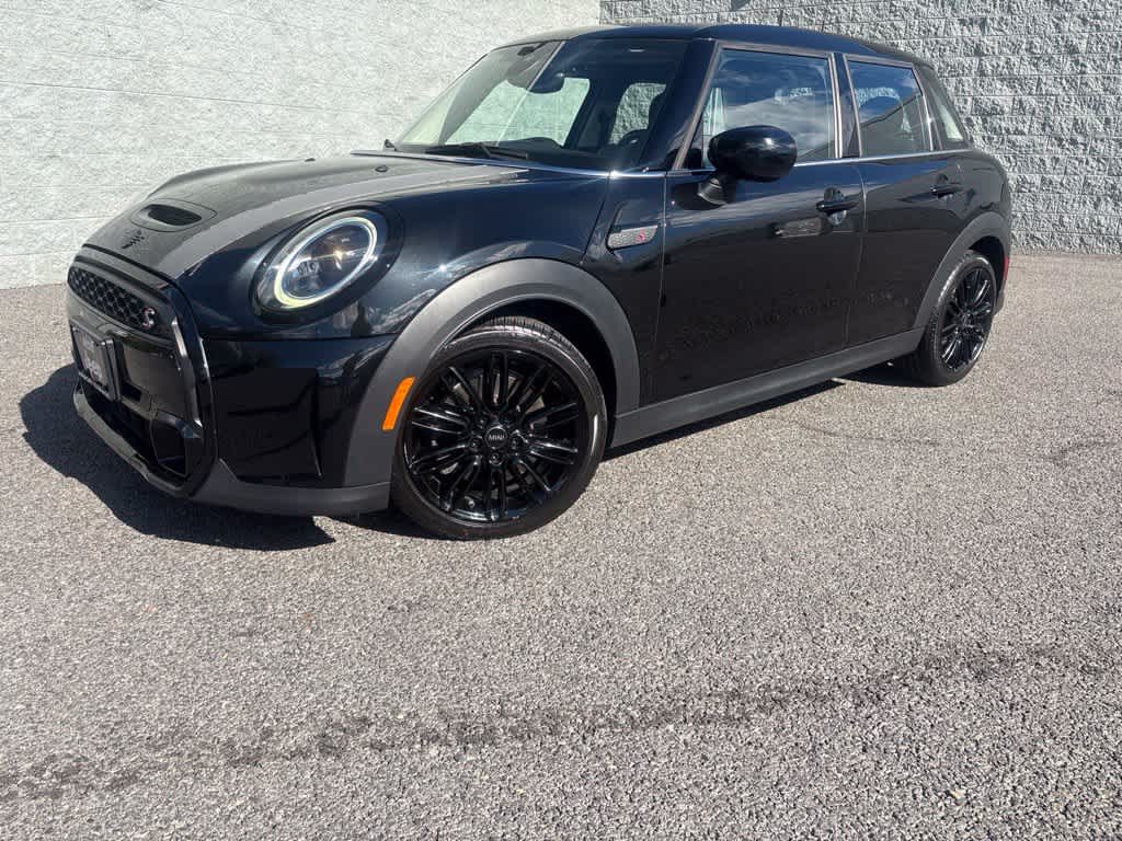 2024 MINI Hardtop 4 Door