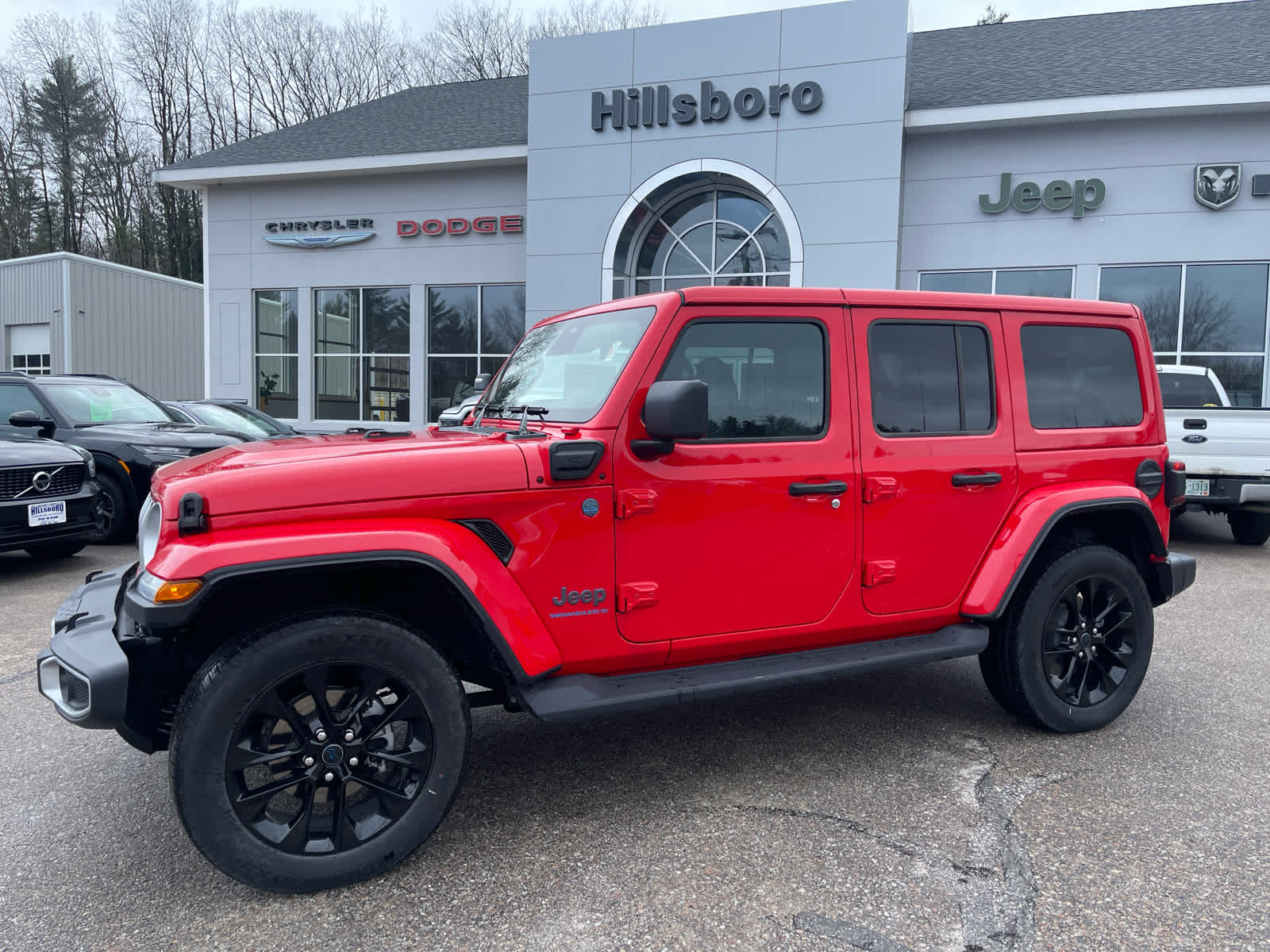 Firecracker Red Clearcoat 2025 Jeep Wrangler 4xe Sahara 4WD SUV / Crossover Four-Wheel Drive 8-Speed Automatic