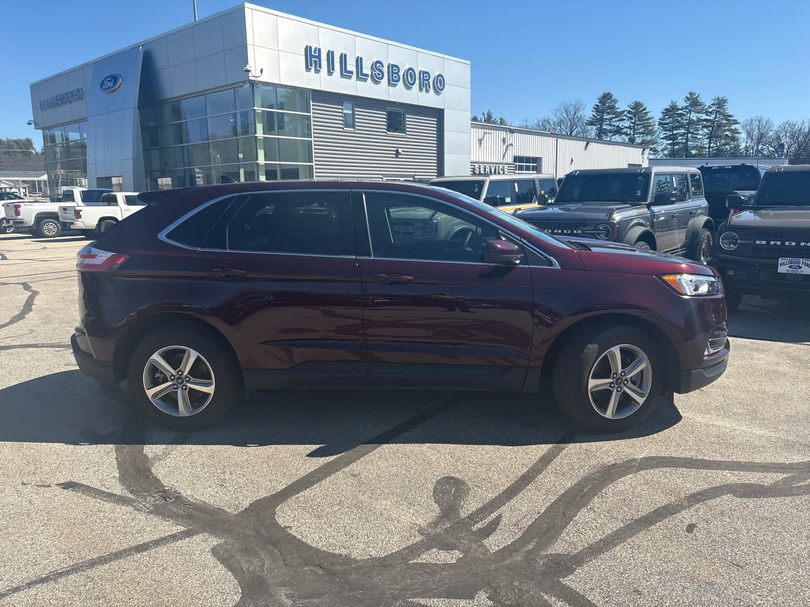 Red (Burgundy Velvet Metallic Tinted Clearcoat) 2022 Ford Edge SEL AWD SUV / Crossover All-Wheel Drive 8-Speed Automatic