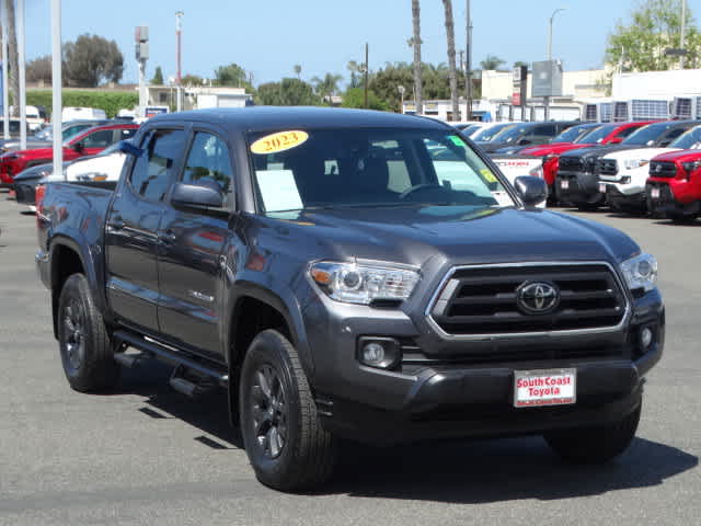View vehicle photo 2