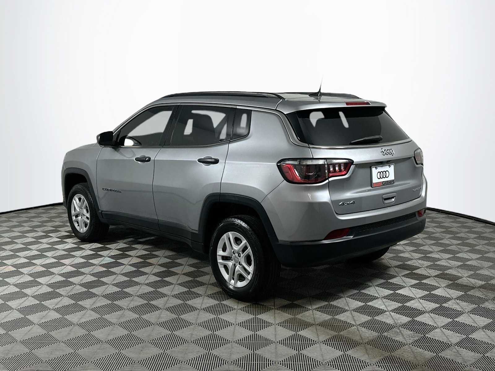 View vehicle photo 5