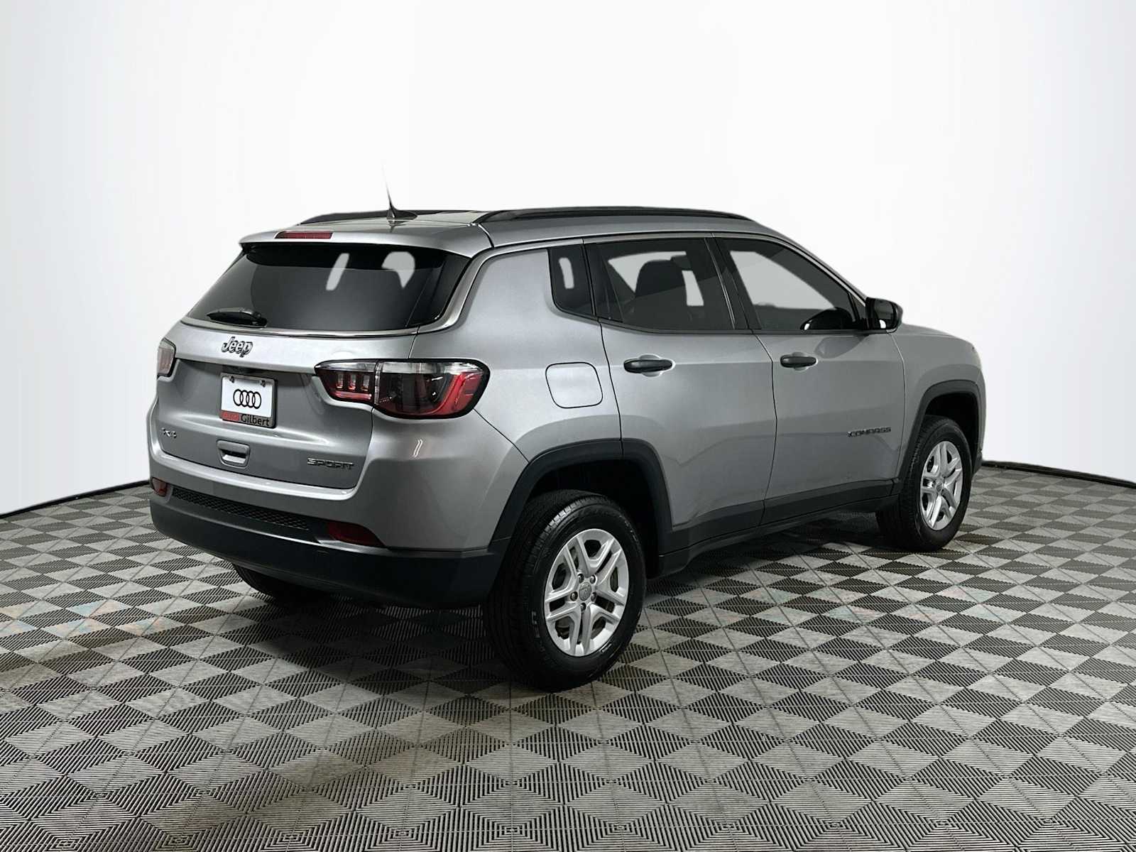 View vehicle photo 7